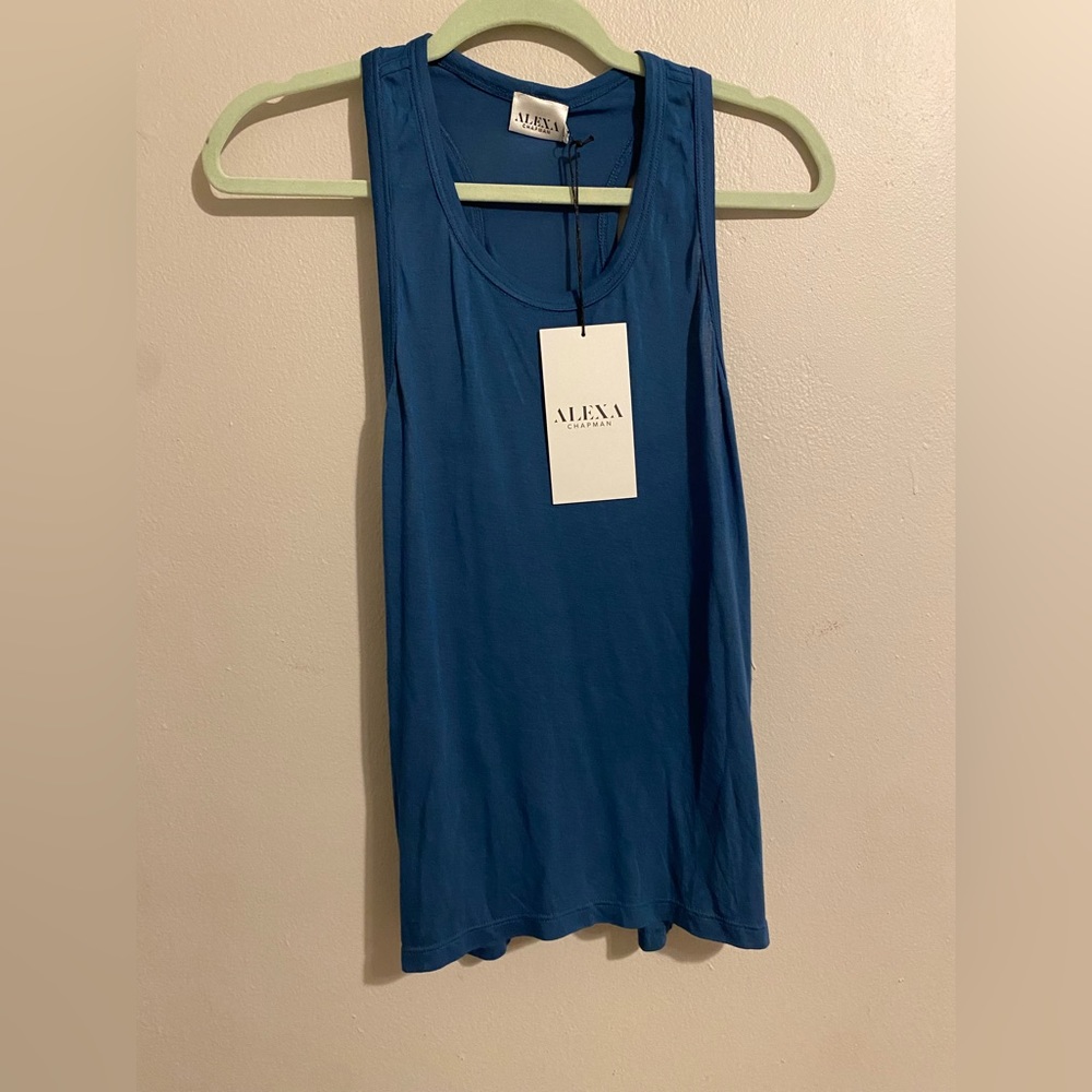 Green/blue sleeveless t-shirt